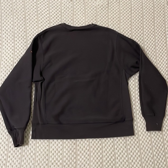 Vintage Disney Store Tigger Sweatshirt - Picture 12 of 16